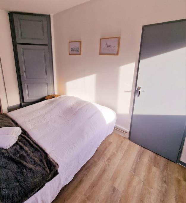 "Le Bisontin", Studio Cosy Au Calme, Proche De La Gare Besançon Kültér fotó